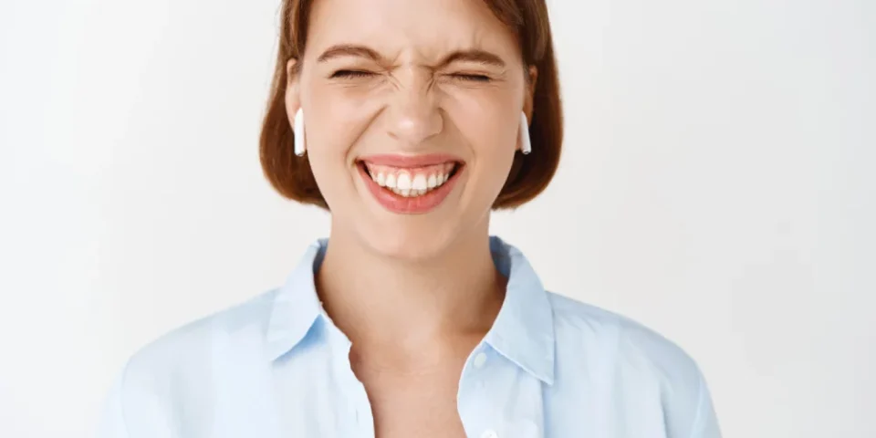 Gummy Smile (Aşırı Diş Eti Görünmesi) Nedir